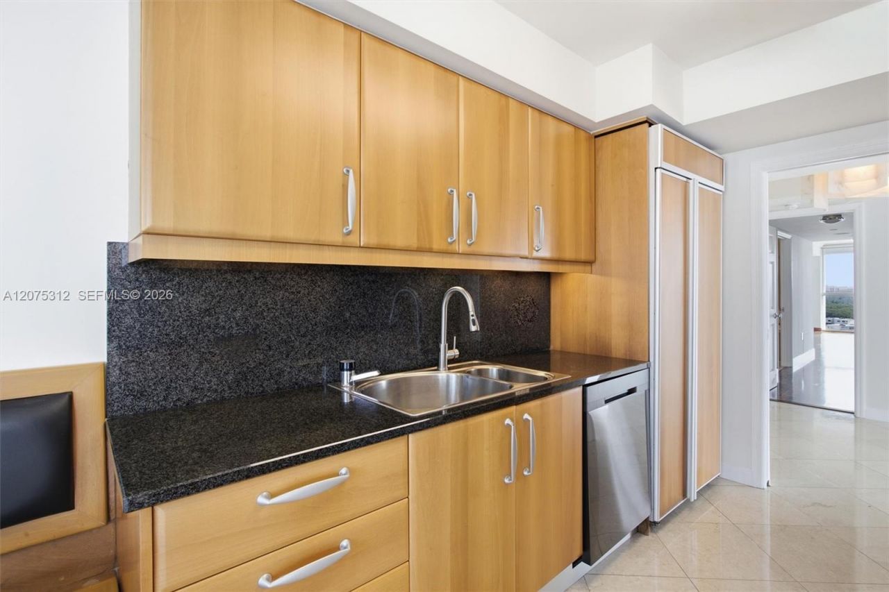 16500 Collins Ave , Unit 1856, Sunny Isles Beach, FL 33160 Photo