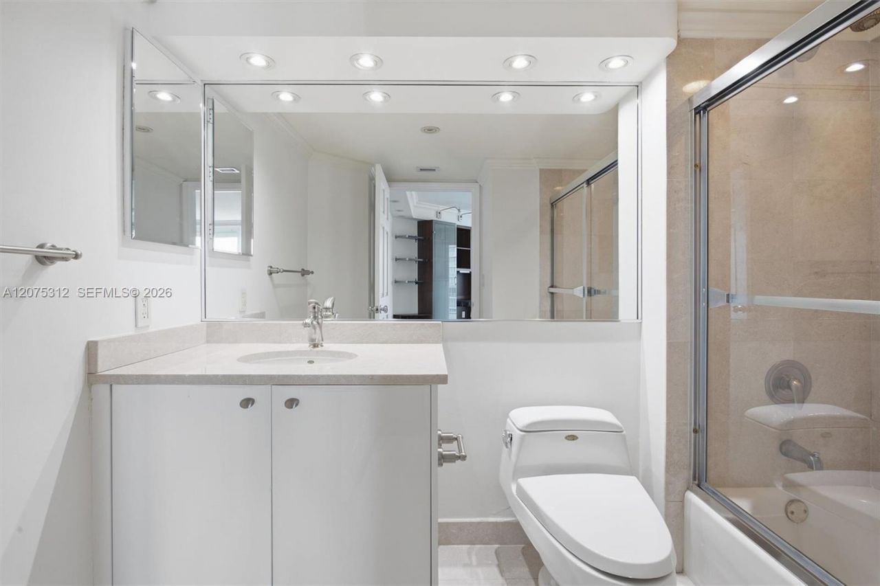 16500 Collins Ave , Unit 1856, Sunny Isles Beach, FL 33160 Photo