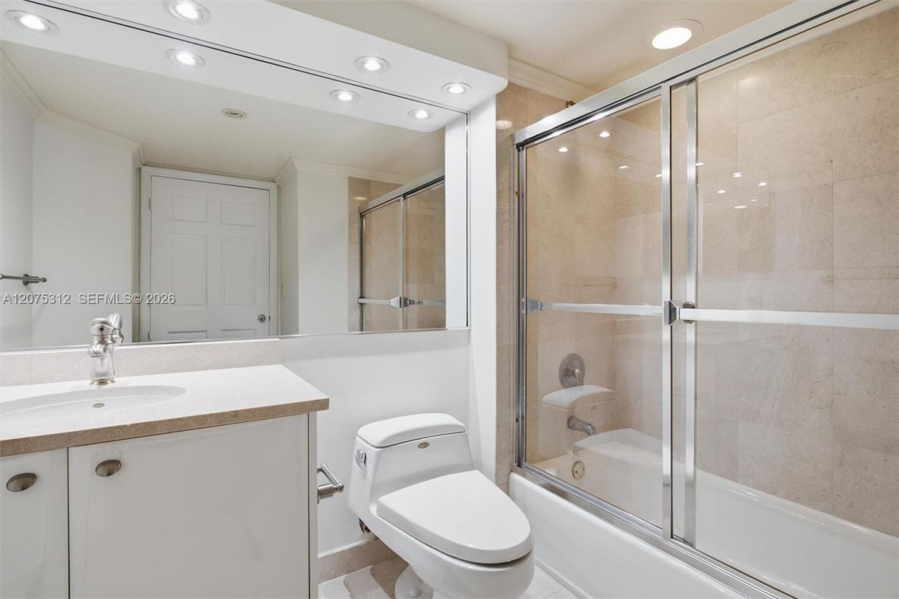 16500 Collins Ave , Unit 1856, Sunny Isles Beach, FL 33160 Photo