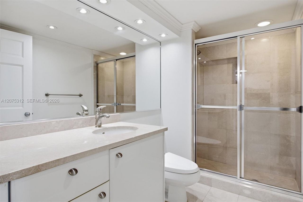 16500 Collins Ave , Unit 1856, Sunny Isles Beach, FL 33160 Photo