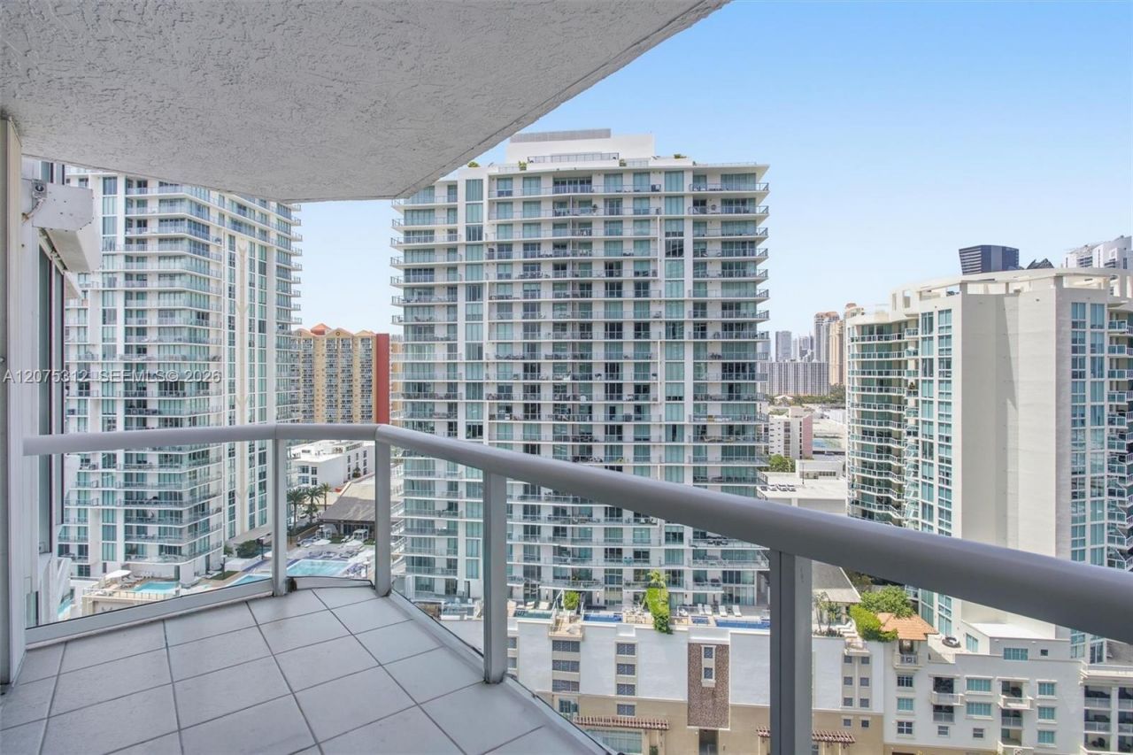 16500 Collins Ave , Unit 1856, Sunny Isles Beach, FL 33160 Photo