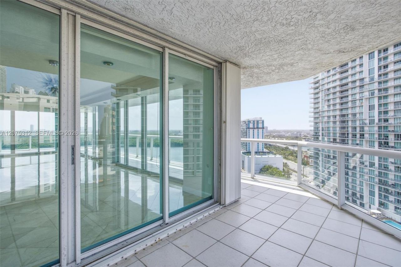 16500 Collins Ave , Unit 1856, Sunny Isles Beach, FL 33160 Photo