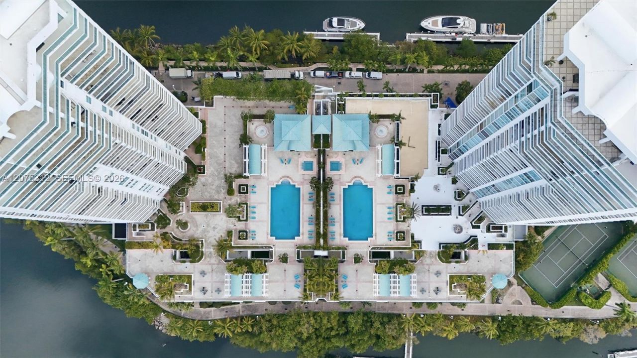 16500 Collins Ave , Unit 1856, Sunny Isles Beach, FL 33160 Photo