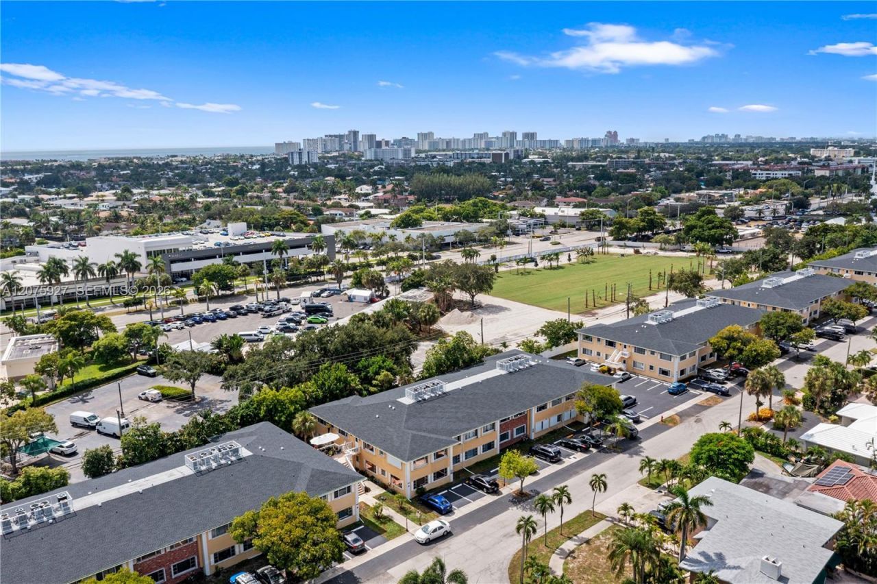 5840 NE 22nd Way , Unit 728, Fort Lauderdale, FL 33308 Photo