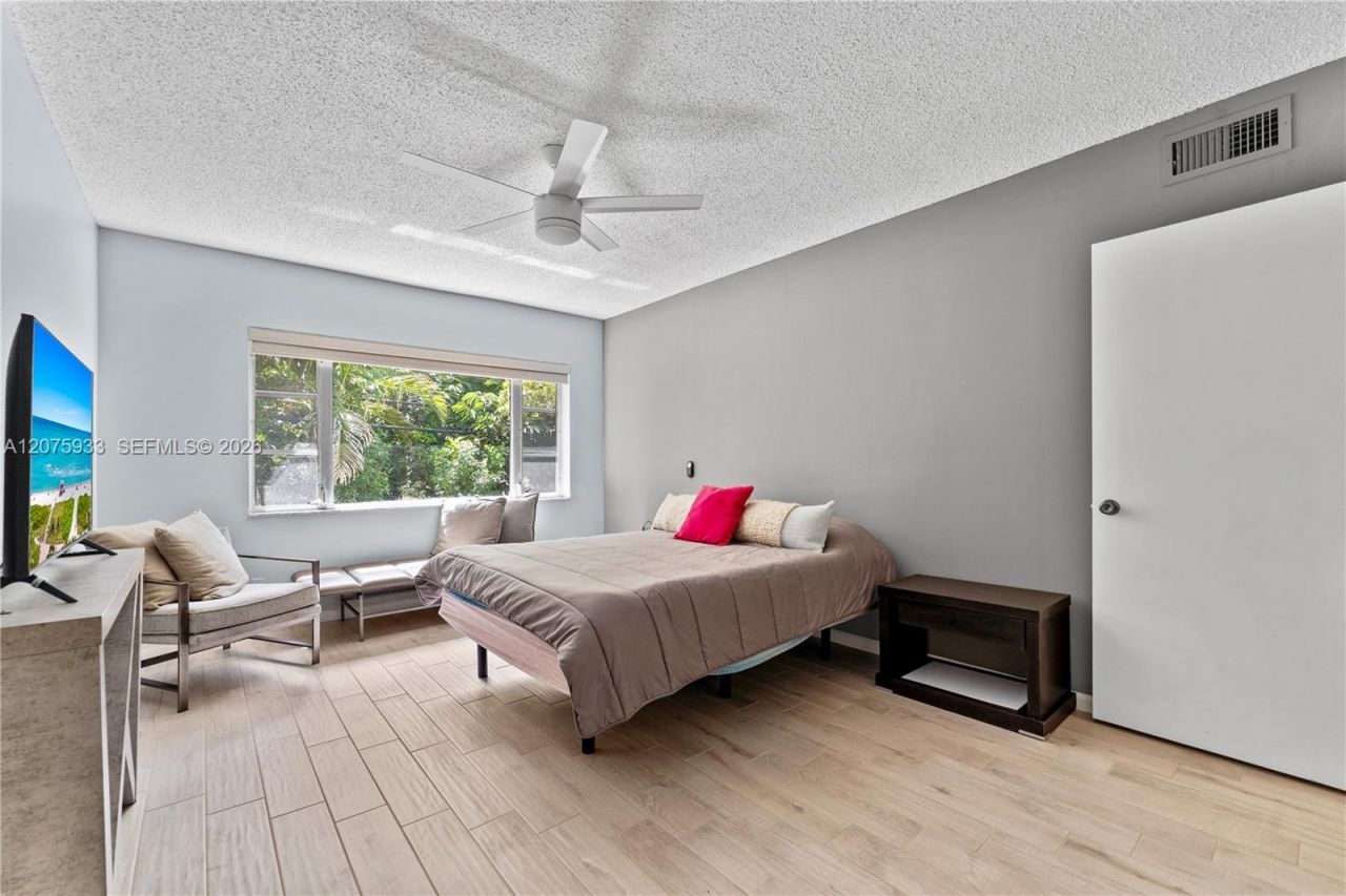 5840 NE 22nd Way , Unit 728, Fort Lauderdale, FL 33308 Photo