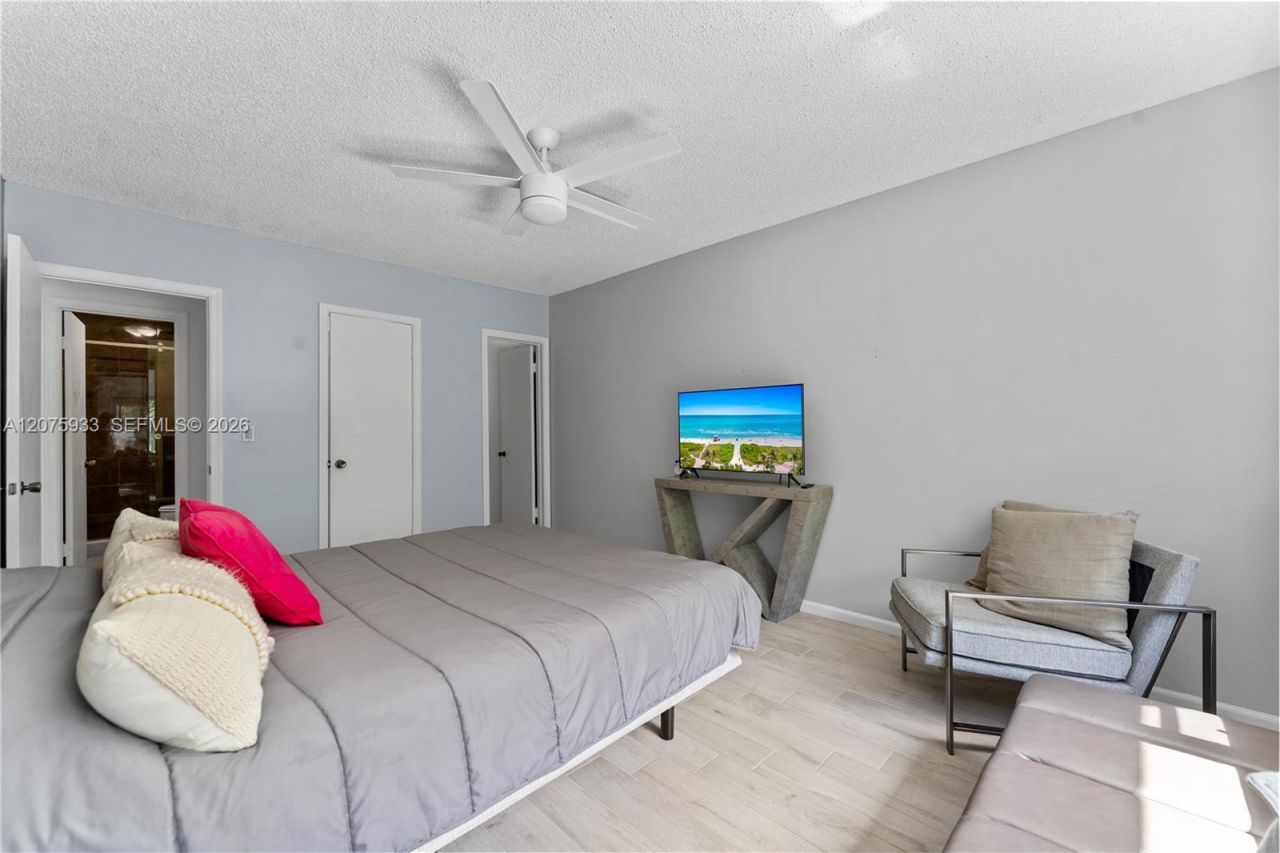 5840 NE 22nd Way , Unit 728, Fort Lauderdale, FL 33308 Photo