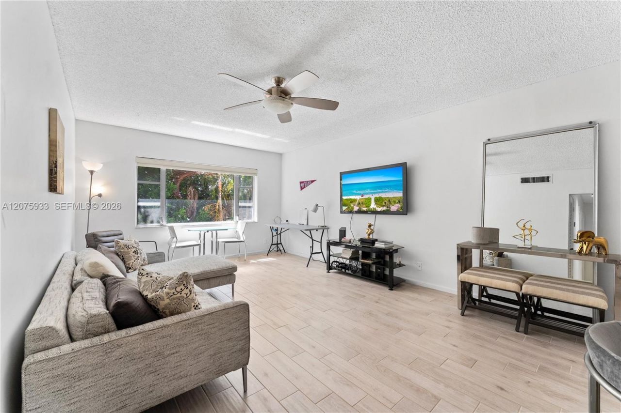 5840 NE 22nd Way , Unit 728, Fort Lauderdale, FL 33308 Photo