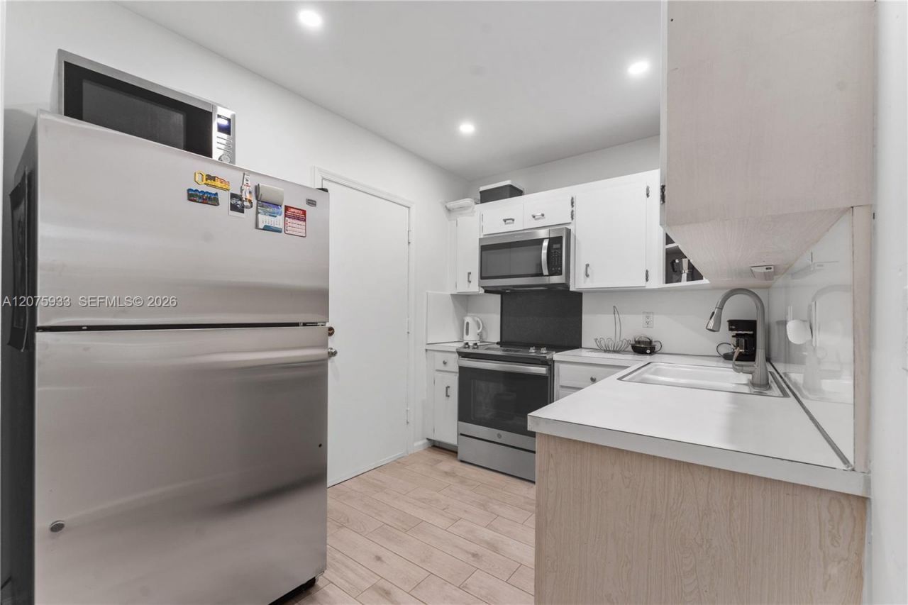 5840 NE 22nd Way , Unit 728, Fort Lauderdale, FL 33308 Photo