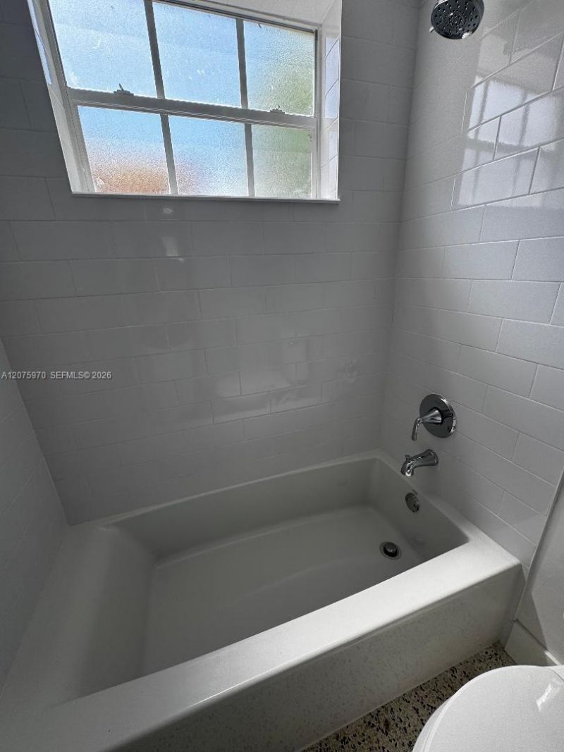 2725 SW 25th St, Unit 3, Miami, FL 33133 Photo