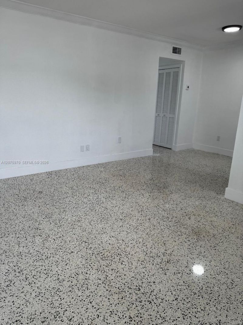 2725 SW 25th St, Unit 3, Miami, FL 33133 Photo