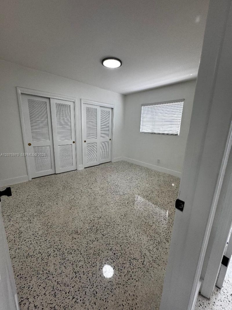 2725 SW 25th St, Unit 3, Miami, FL 33133 Photo