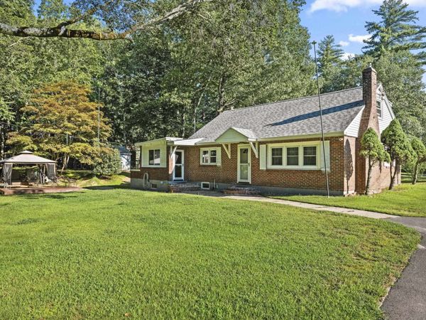117 Pond Street, Newton, NH 03858