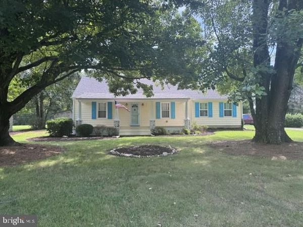 17 PARRISH LANE, KENTS STORE, VA 23084