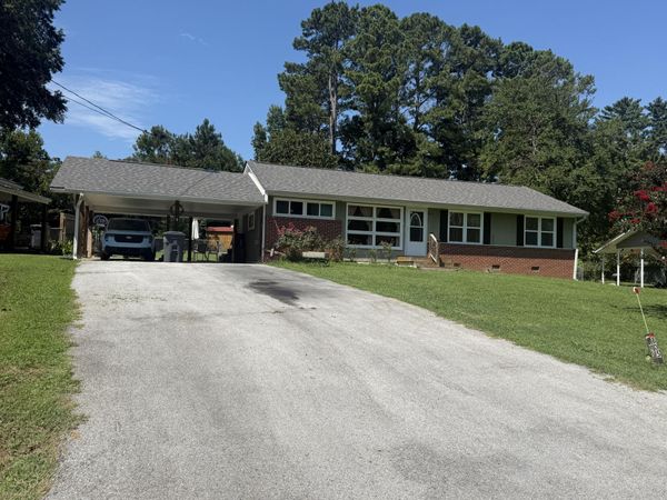 805 N Duke Street, LaFayette, GA 30728