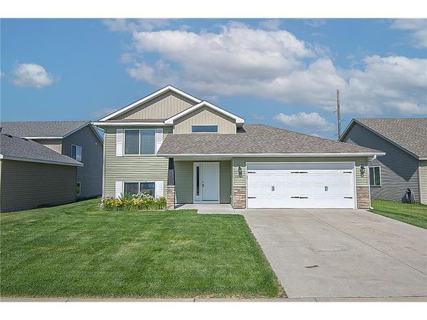 1051 Yellowstone Avenue , Saint Cloud, MN 56303