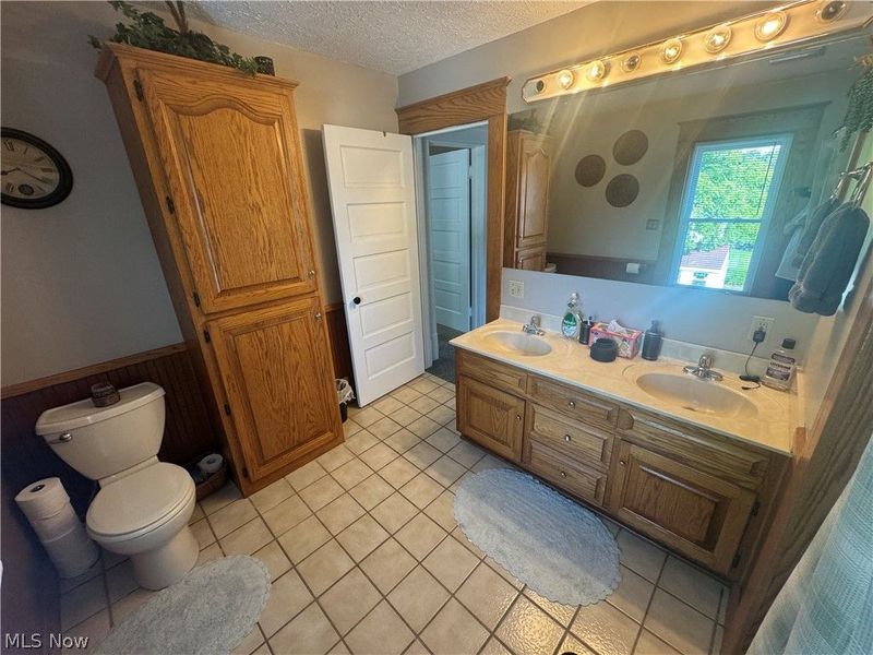 219 N Elm Street, Orrville, OH 44667 Photo 28