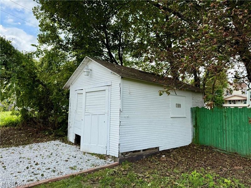 2044 3rd st Street , Canton, OH 44704 Photo 3