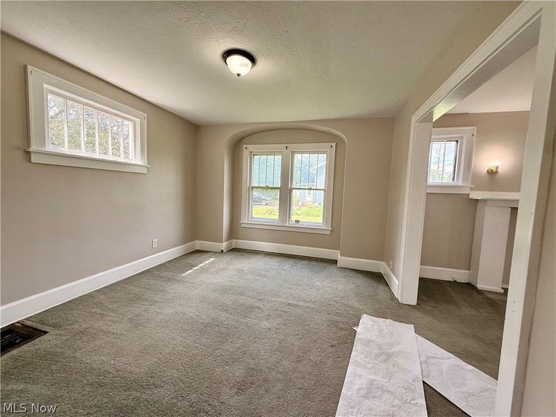 2044 3rd st Street , Canton, OH 44704 Photo 5