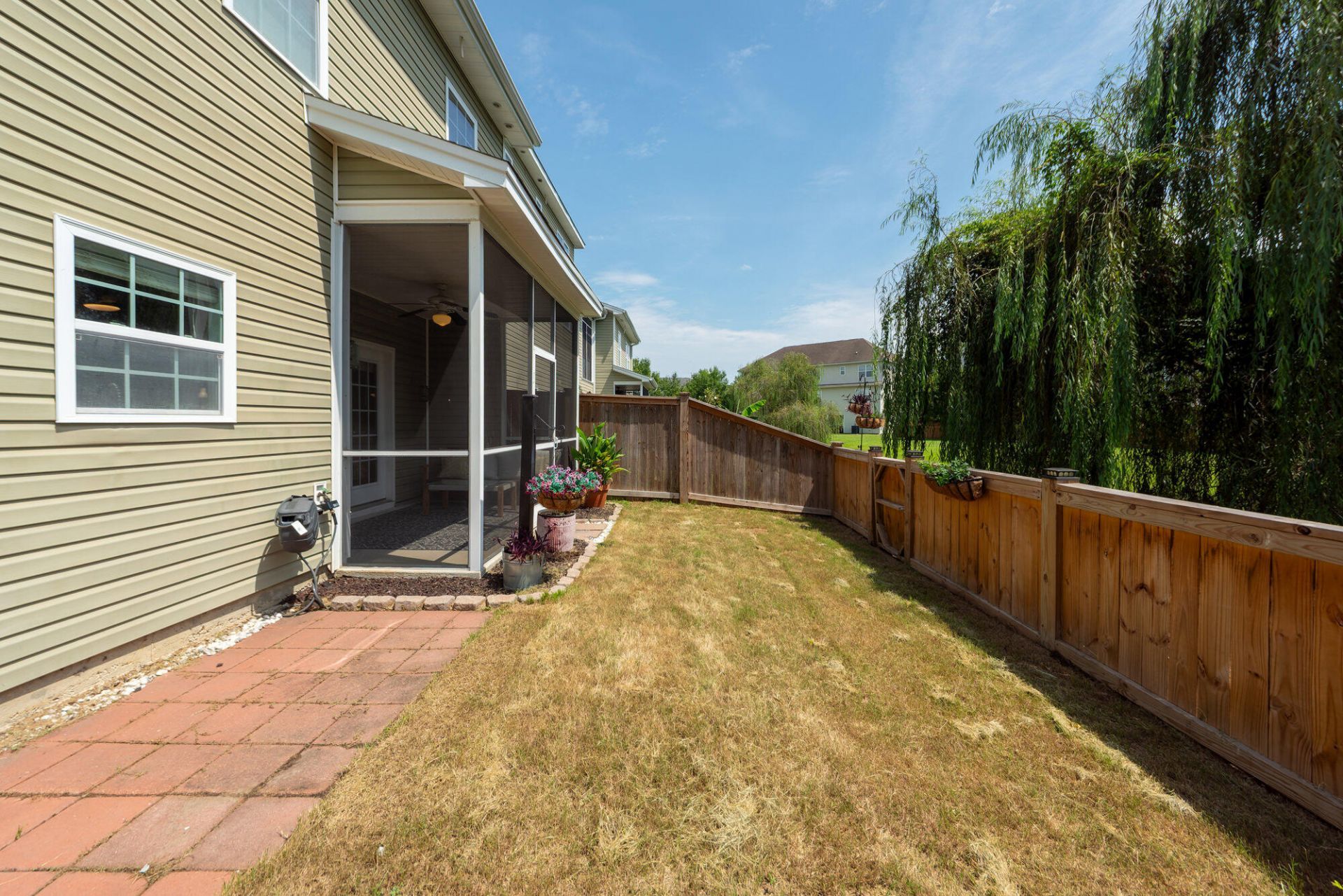 4072 Hartland Street Photo 37