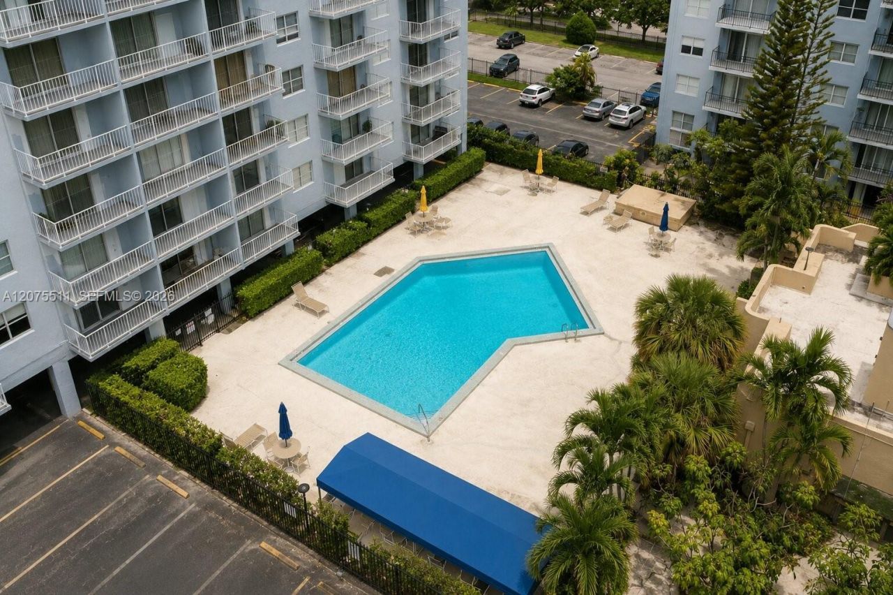 1470 NE 125th Ter , Unit 202, North Miami, FL 33161 Photo