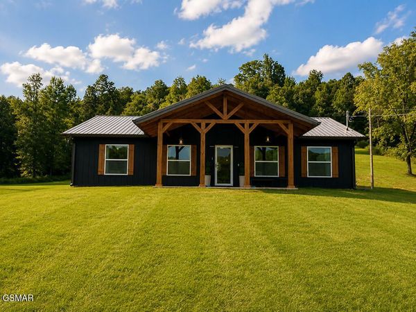 1528 Highway 70 S, Rogersville, TN 37857