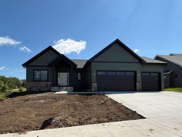 630 7th Avenue NE, Byron, MN 55920