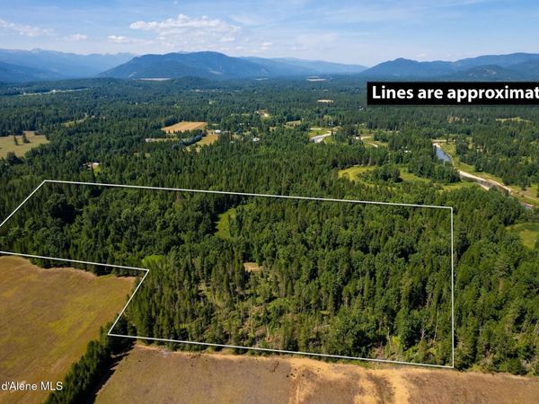 1521 Selkirk Rd , Sandpoint, ID 83864
