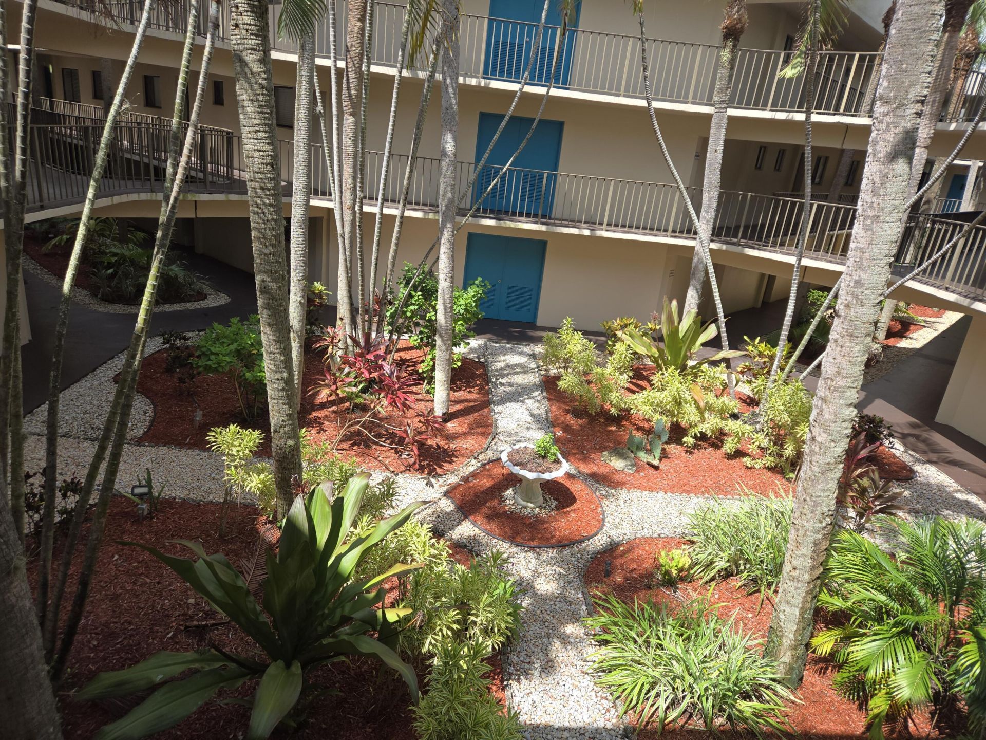 5190 Las Verdes Circle, Unit 209, Delray Beach, FL 33484 Photo