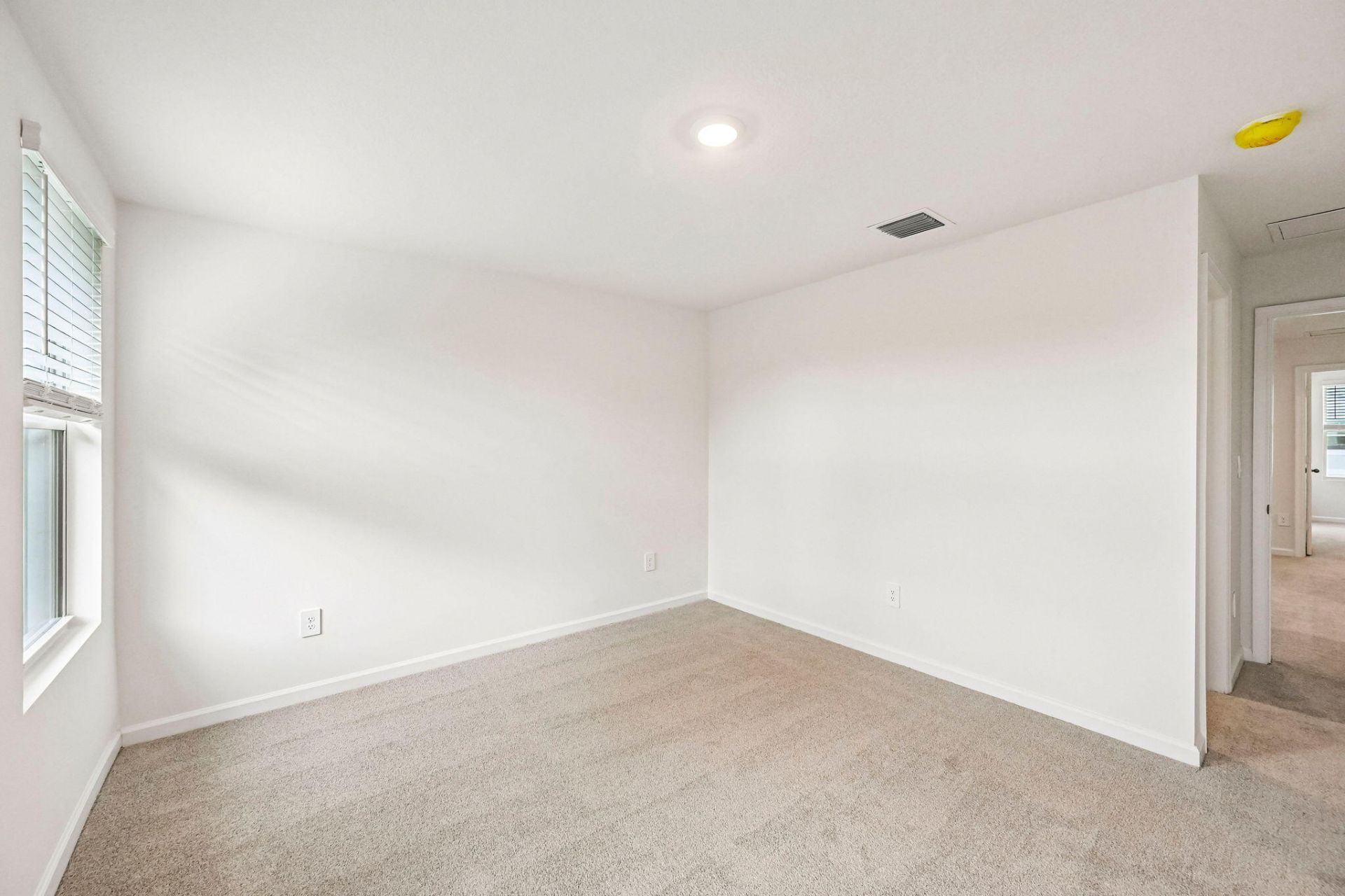658 Salisbury Circle, Fort Pierce, FL 34982 Photo