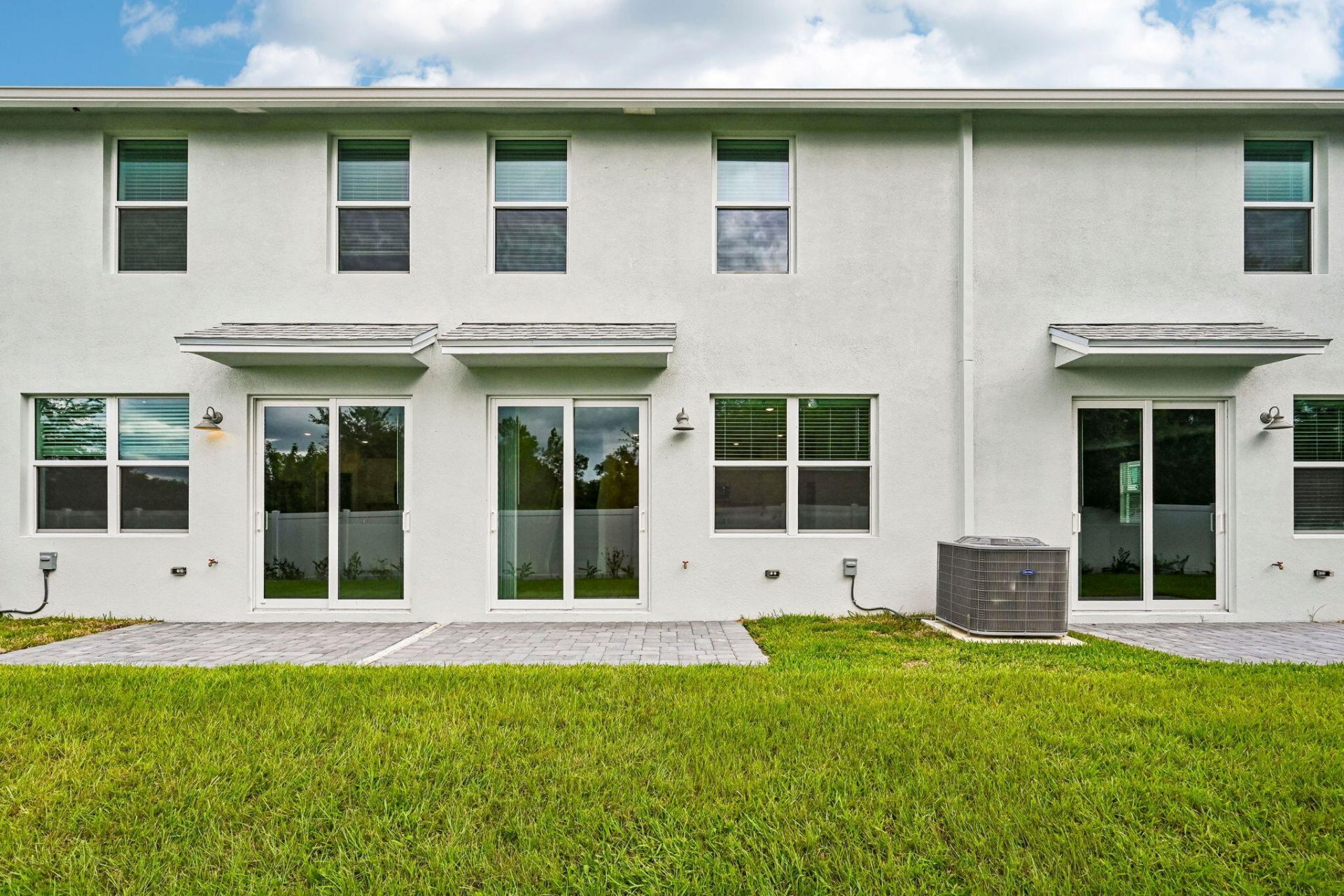 658 Salisbury Circle, Fort Pierce, FL 34982 Photo