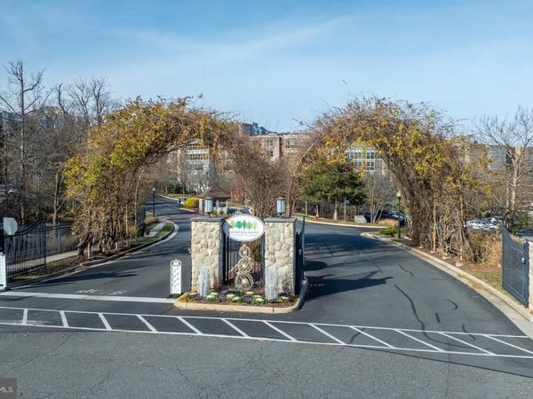 19385 CYPRESS RIDGE TERRACE, Unit 914, LEESBURG, VA 20176