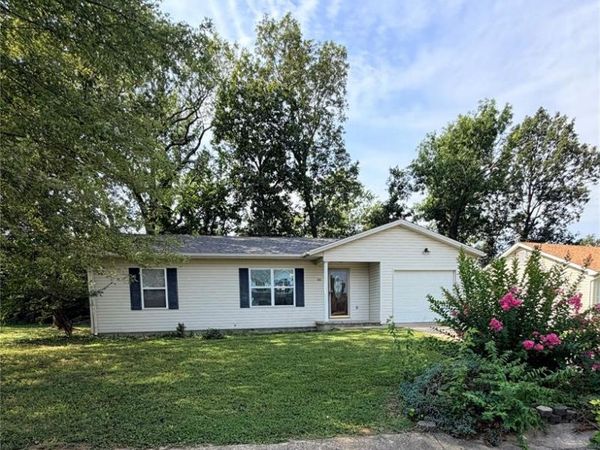 580 Huntleigh Court , Farmington, MO 63640