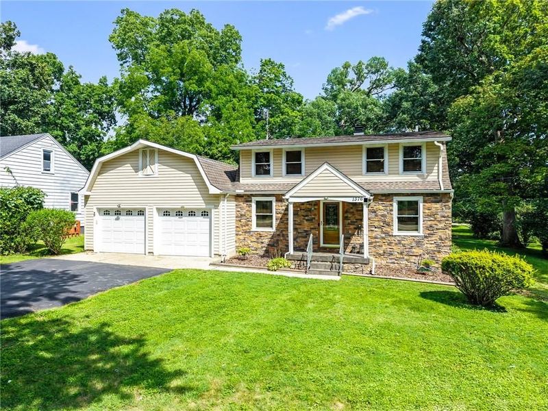 1376 Hanes Road, Beavercreek, OH 45434 Photo 1