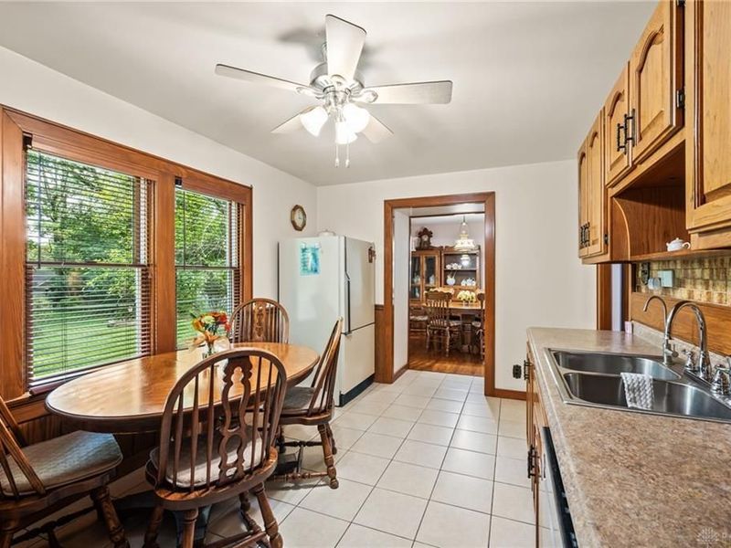 1376 Hanes Road, Beavercreek, OH 45434 Photo 18