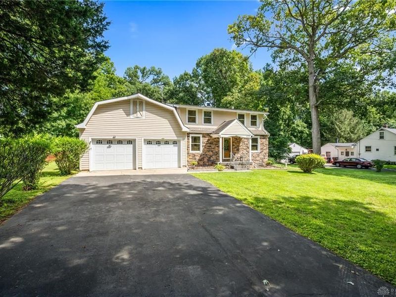 1376 Hanes Road, Beavercreek, OH 45434 Photo 4
