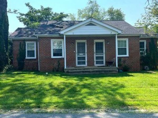 101 E LOCUST STREET, OCCOQUAN, VA 22125