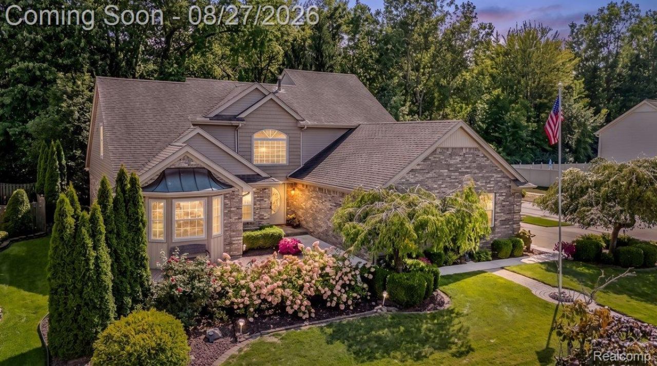 22097 Genesis Drive, Woodhaven, Mi 48183 Main Photo