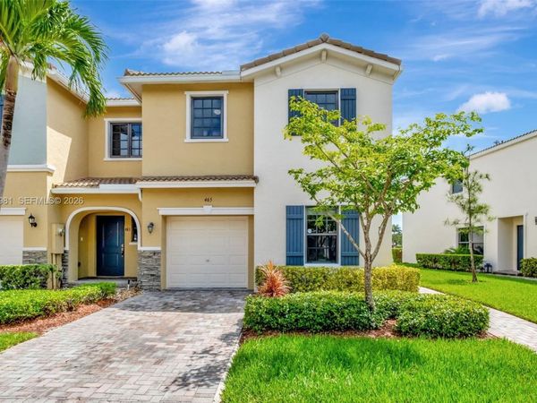 465 NE 194th Ter , Unit 465, Miami, FL 33179