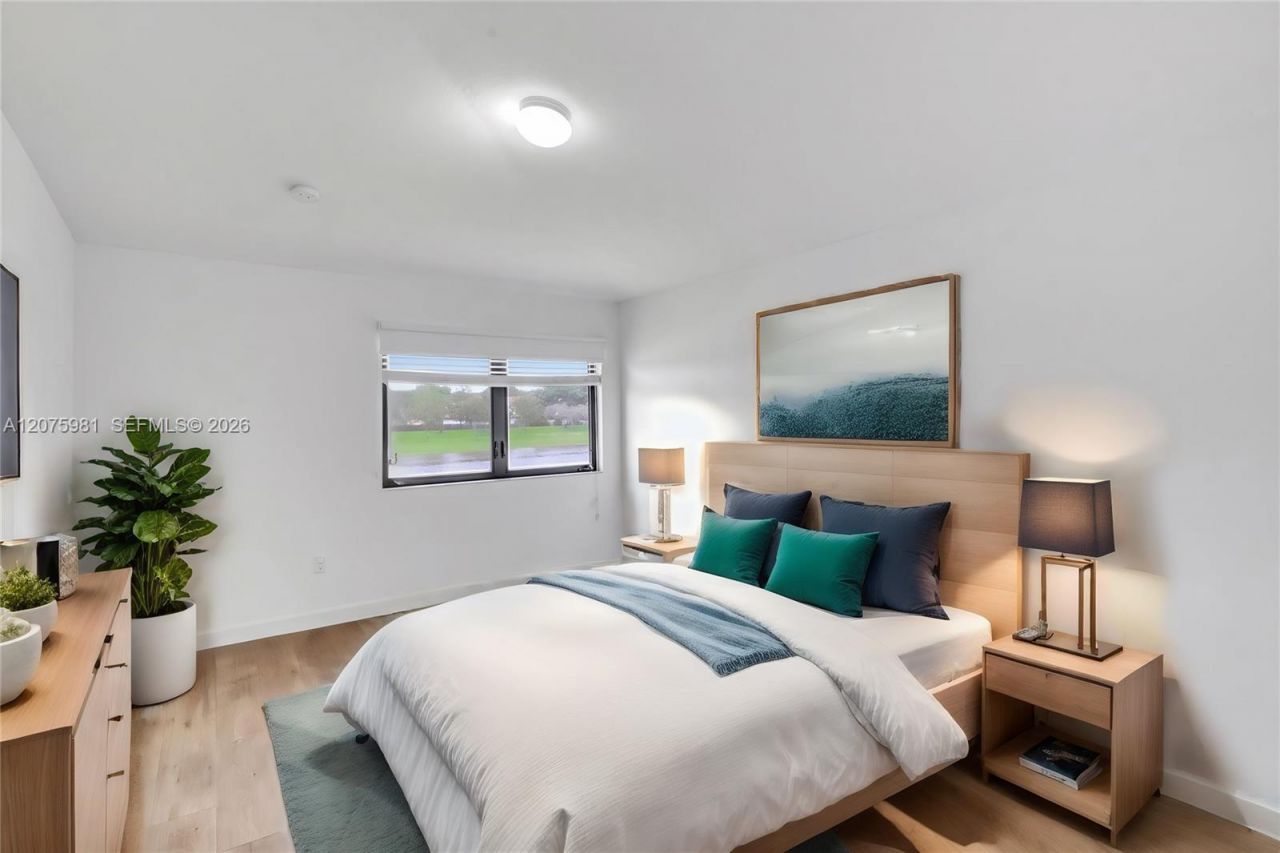 465 NE 194th Ter , Unit 465, Miami, FL 33179 Photo