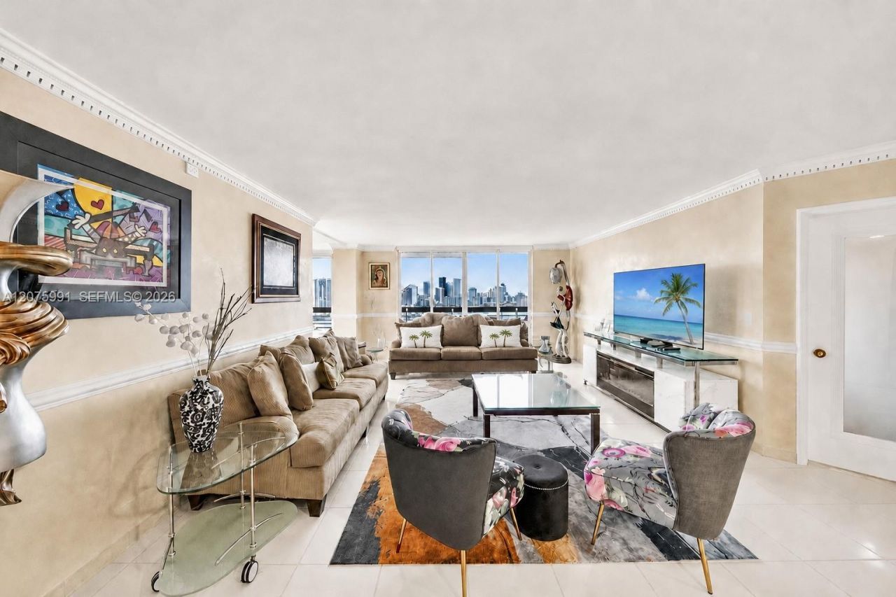 3530 Mystic Pointe Dr , Unit 3210, Aventura, FL 33180 Photo