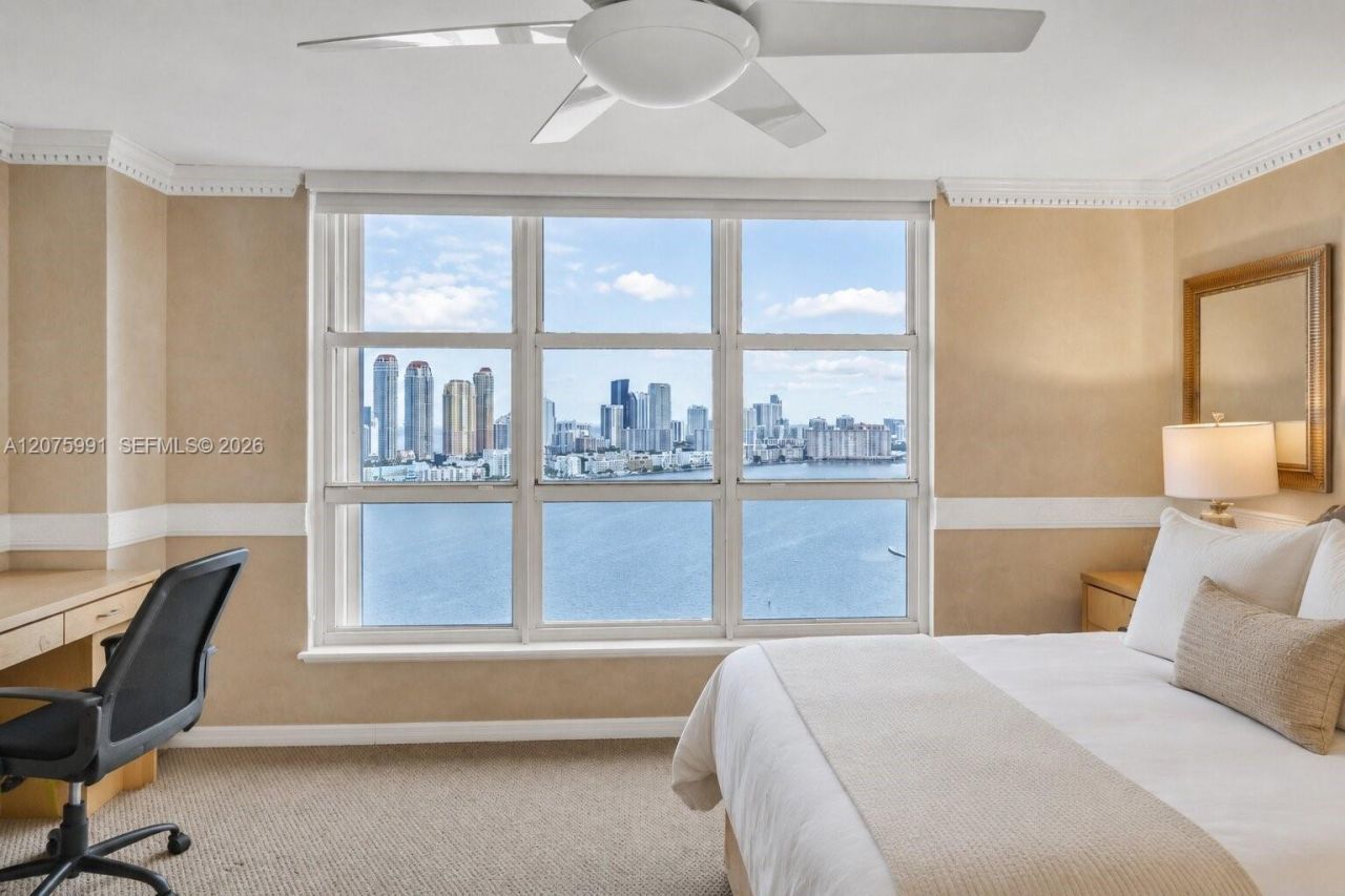 3530 Mystic Pointe Dr , Unit 3210, Aventura, FL 33180 Photo