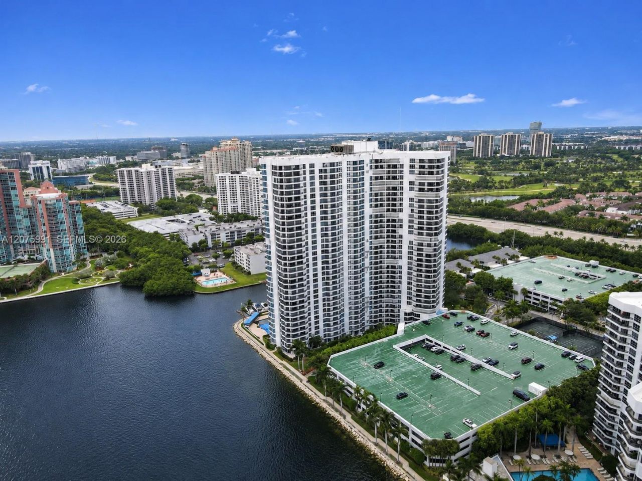 3530 Mystic Pointe Dr , Unit 3210, Aventura, FL 33180 Photo