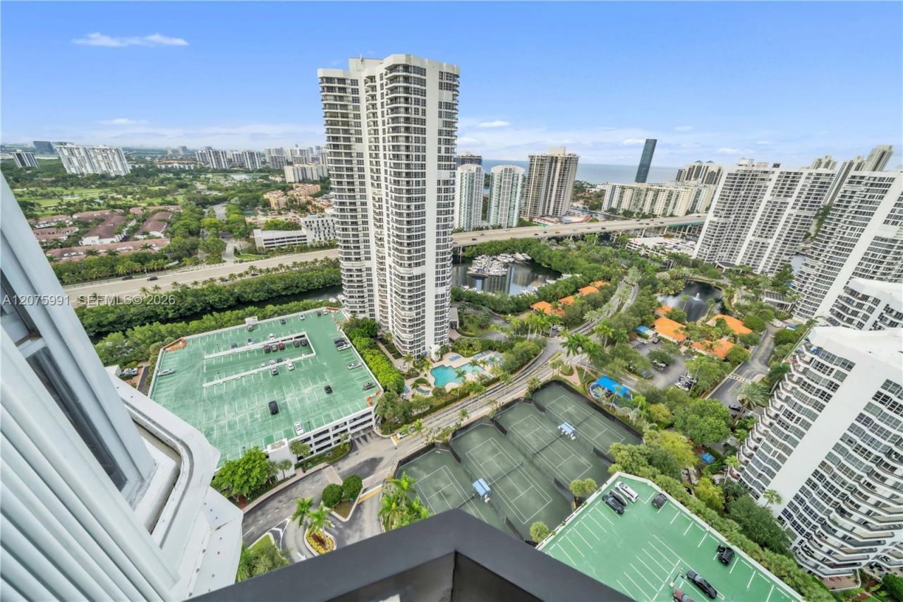 3530 Mystic Pointe Dr , Unit 3210, Aventura, FL 33180 Photo