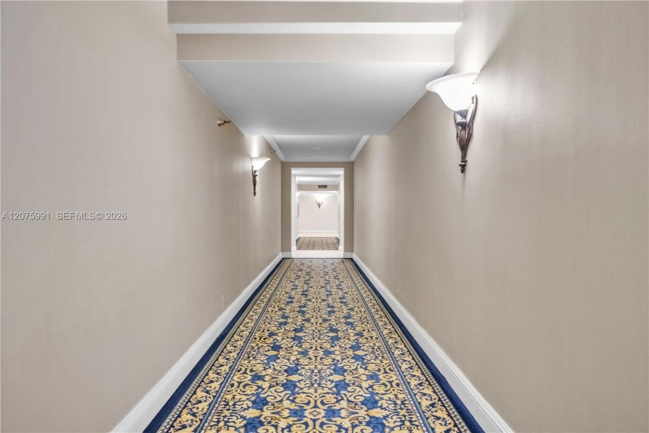 3530 Mystic Pointe Dr , Unit 3210, Aventura, FL 33180 Photo