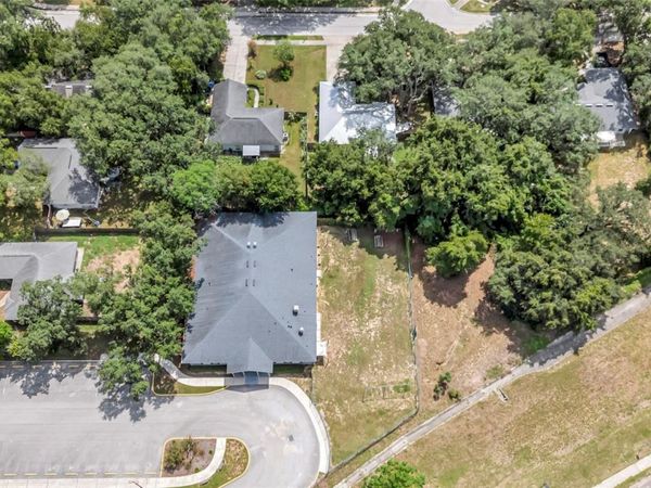 105 E BAKER STREET , MINNEOLA, FL 34715