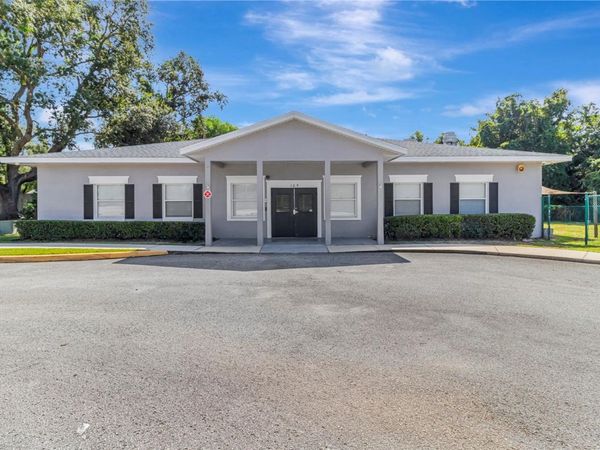 105 E BAKER STREET , MINNEOLA, FL 34715