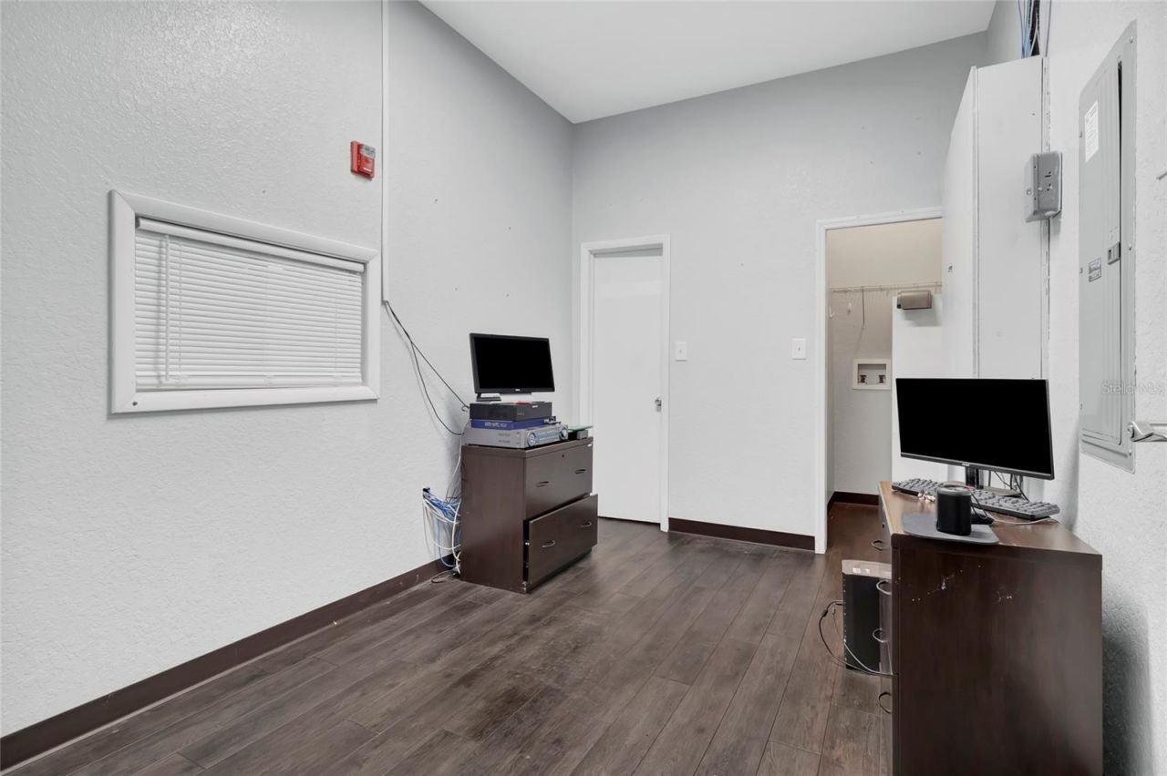 105 E Baker Street , Minneola, FL 34715 Photo