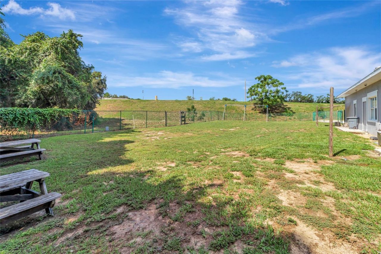 105 E Baker Street , Minneola, FL 34715 Photo