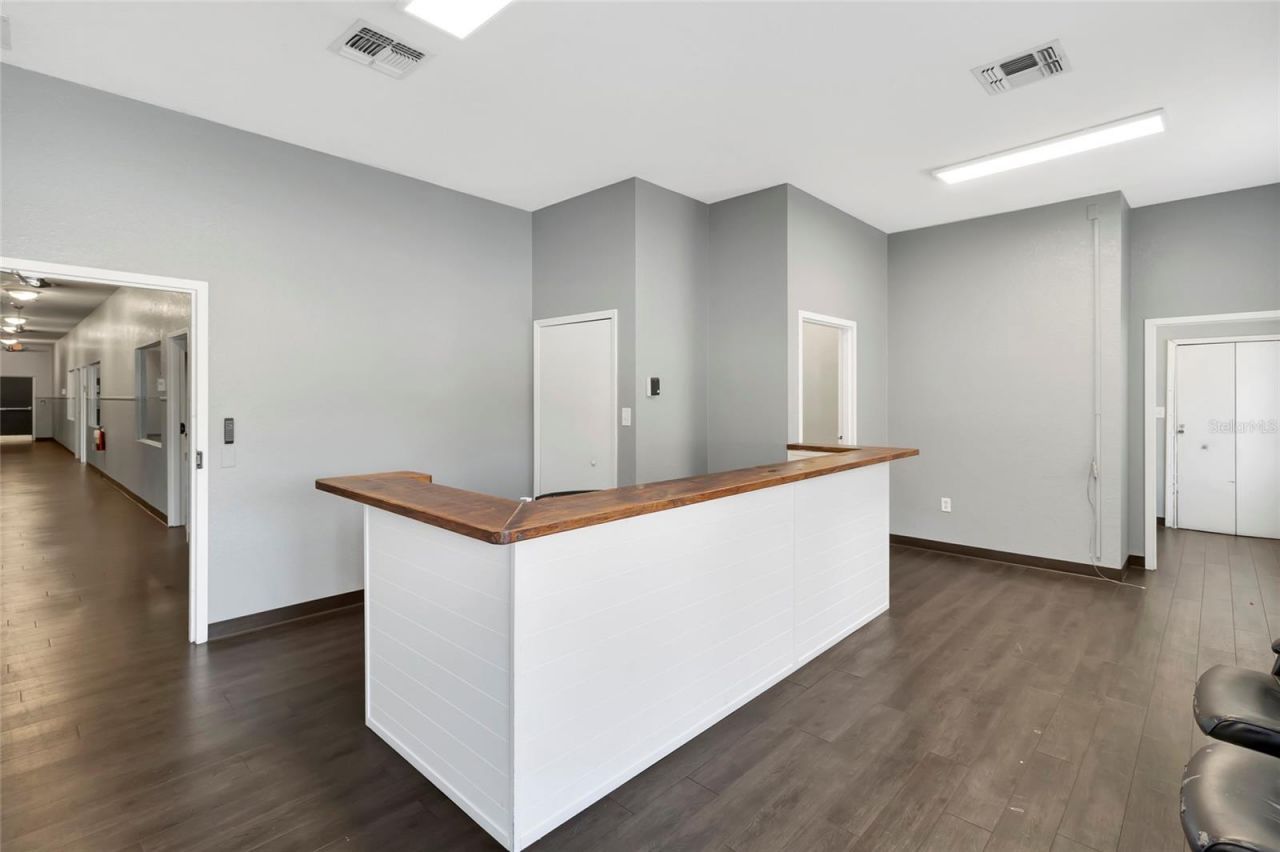 105 E Baker Street , Minneola, FL 34715 Photo