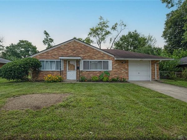 3852 Waterbury Drive, Kettering, OH 45439